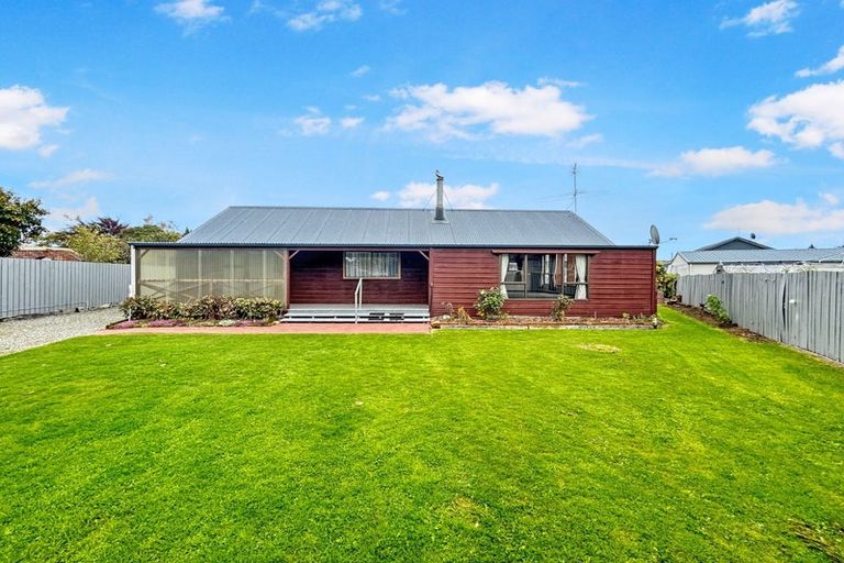 Photo of property in 17 Niddry Crescent, Winton, 9720