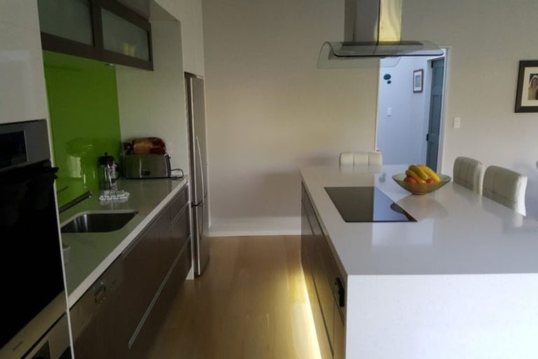 Photo of property in 3 Hobson Heights Road, Lucas Heights, Auckland, 0632