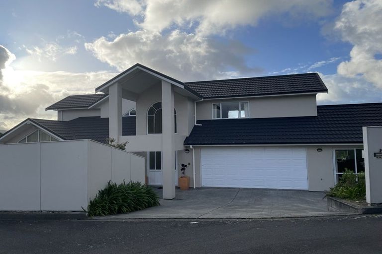 Photo of property in 9 The Topdeck, Whitby, Porirua, 5024
