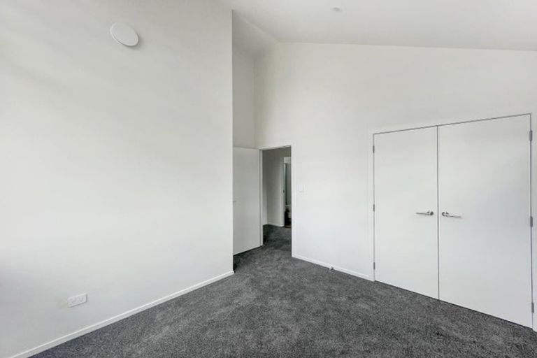 Photo of property in 1/25 Sandwich Road, Saint Andrews, Hamilton, 3200