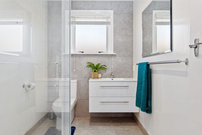 Photo of property in 3/211 Aldwins Road, Phillipstown, Christchurch, 8062