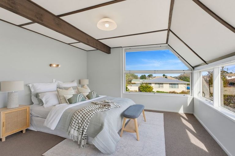 Photo of property in 1 Quinton Place, Bishopdale, Christchurch, 8053
