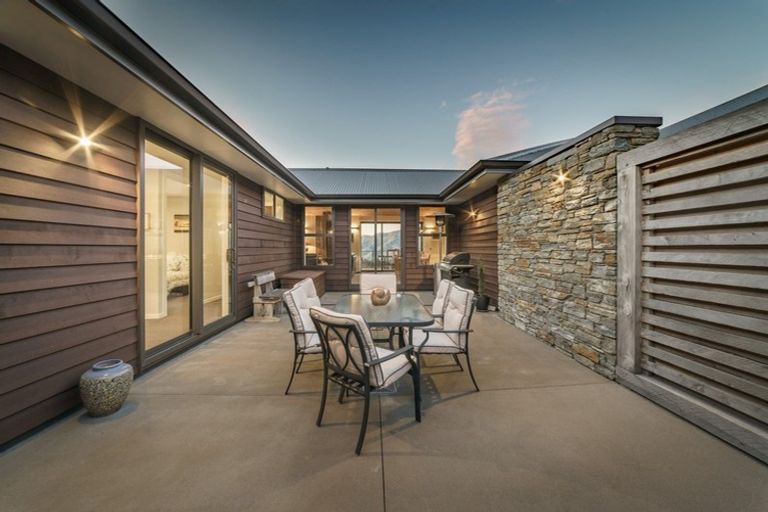 Photo of property in 125 Wailana Heights Drive, Queensberry, Cromwell, 9383