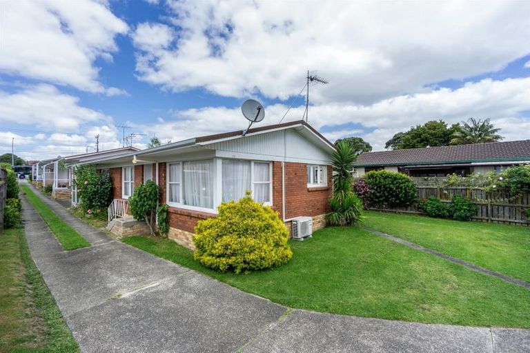 Photo of property in 6/43 Shakespeare Road, Milford, Auckland, 0620