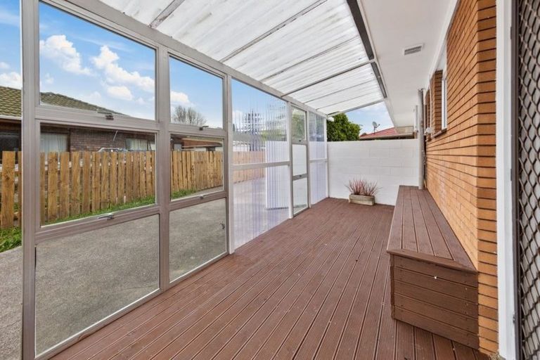 Photo of property in 2/9 Dreifuss Place, Mangere East, Auckland, 2024