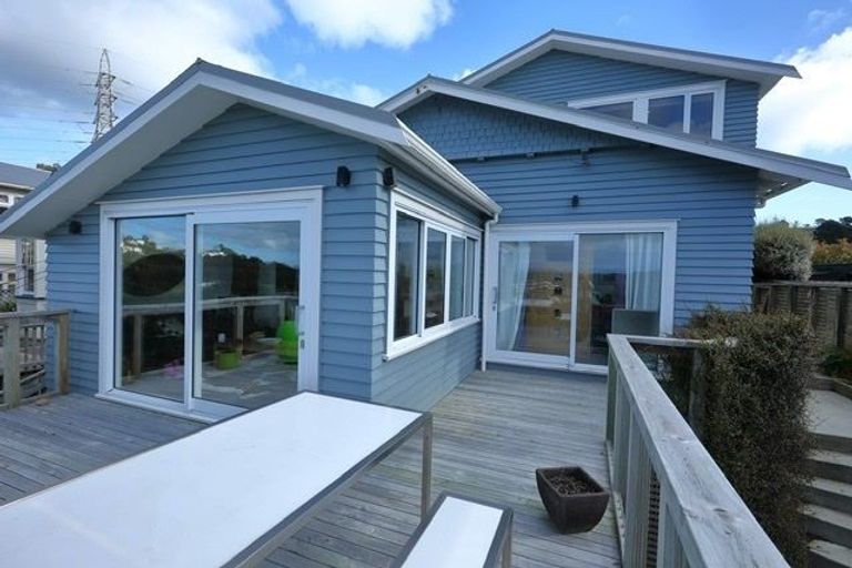 Photo of property in 44 Mortimer Terrace, Aro Valley, Wellington, 6021