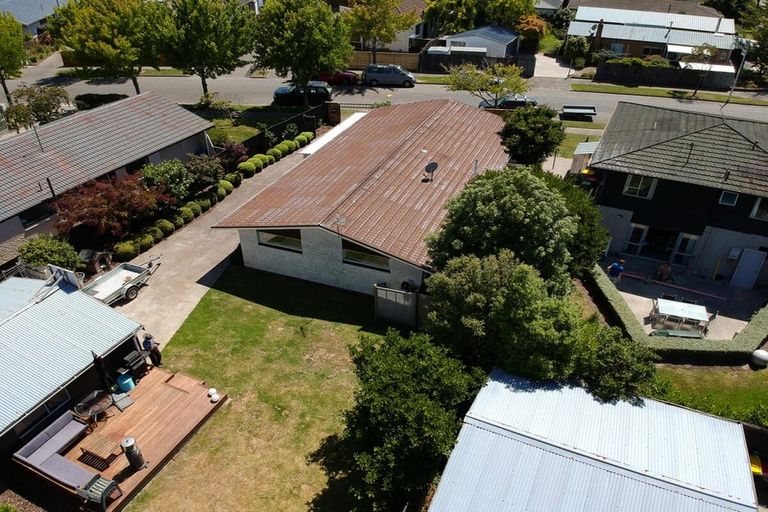 Photo of property in 65 Glenmore Avenue, Casebrook, Christchurch, 8051