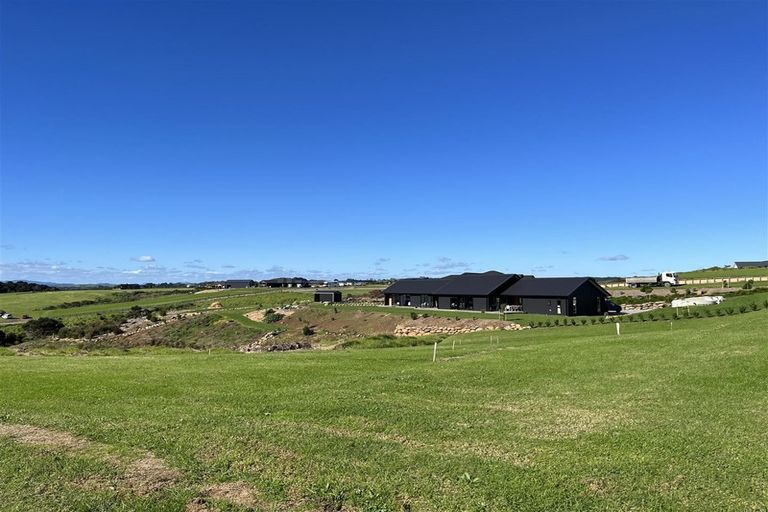 Photo of property in 12 Fernbird Grove, Kerikeri, 0294