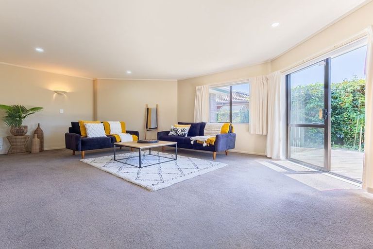 Photo of property in 86 Parata Street, Waikanae, 5036