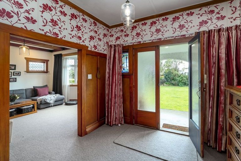 Photo of property in 105 Pownall Street, Masterton, 5810