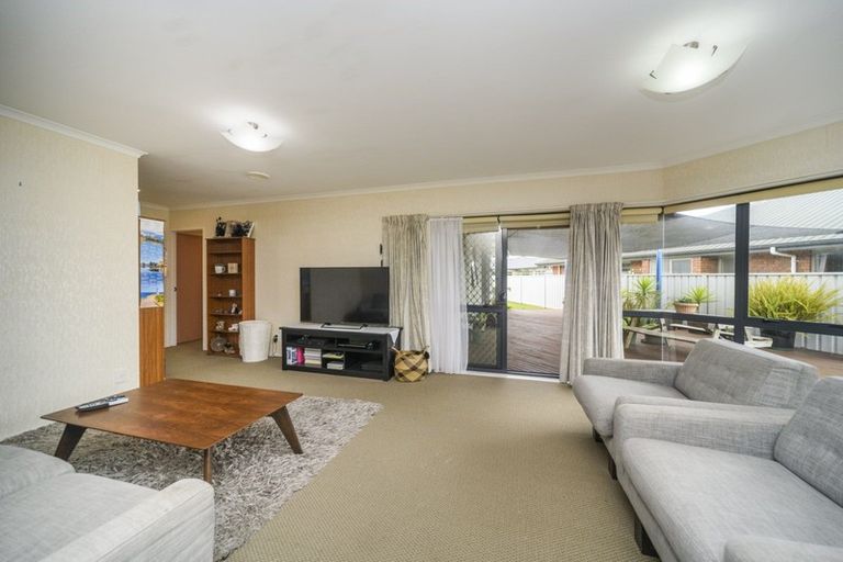 Photo of property in 5 Lancewood Lane, Roslyn, Palmerston North, 4414