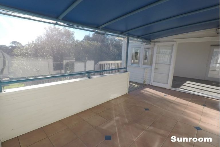 Photo of property in 374 Upper Harbour Drive, Greenhithe, Auckland, 0632