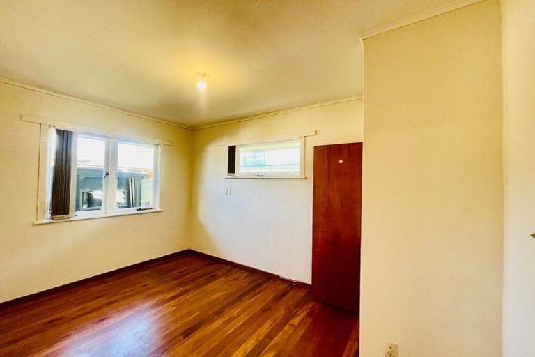 Photo of property in 4 Milton Road, Papatoetoe, Auckland, 2024