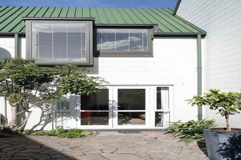 Photo of property in 3/12 Shrewsbury Street, Merivale, Christchurch, 8014