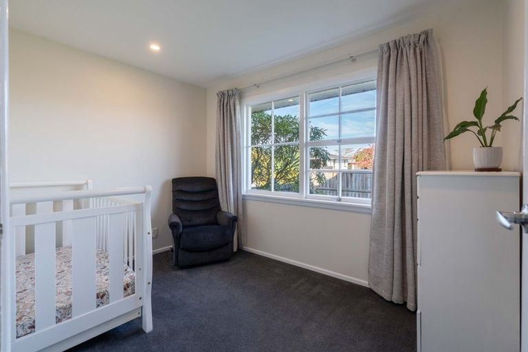 Photo of property in 8 Denise Crescent, Hornby, Christchurch, 8042