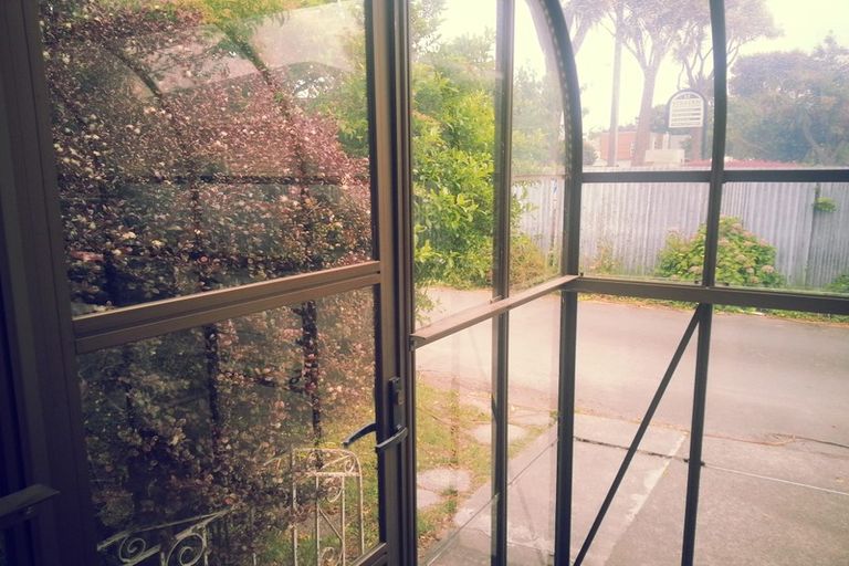 Photo of property in 1/10 Straven Road, Riccarton, Christchurch, 8011