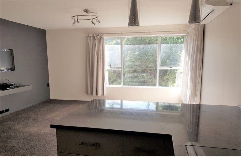 Photo of property in 2/16 John Street, Titahi Bay, Porirua, 5022