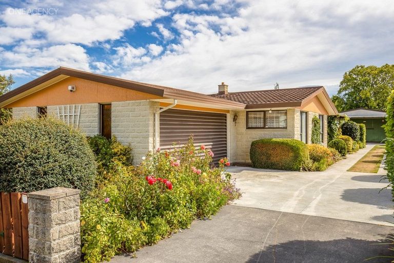 Photo of property in 209 West Belt, Rangiora, 7400