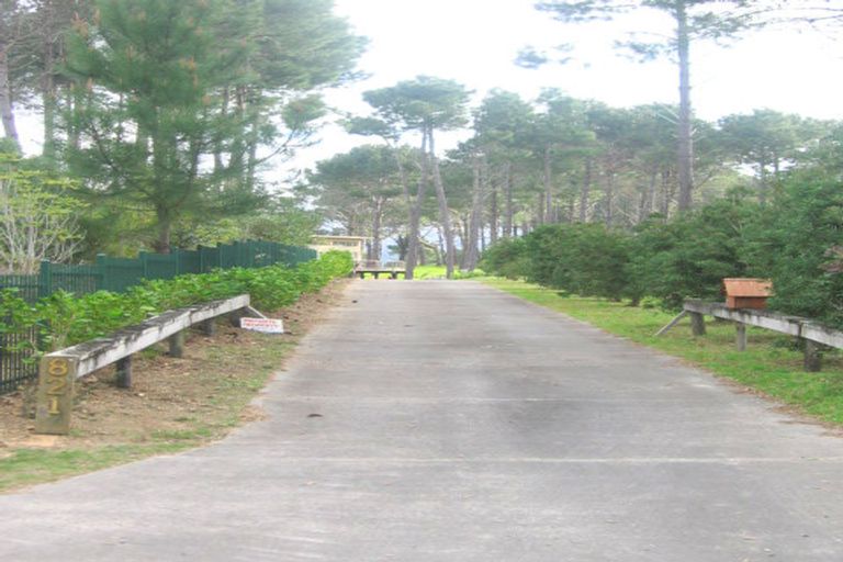 Photo of property in 821 Matarangi Drive, Matarangi, Whitianga, 3592