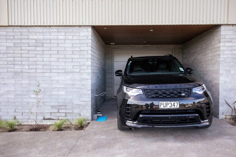 Photo of property in 28 Rangitahi Road, Raglan, 3225