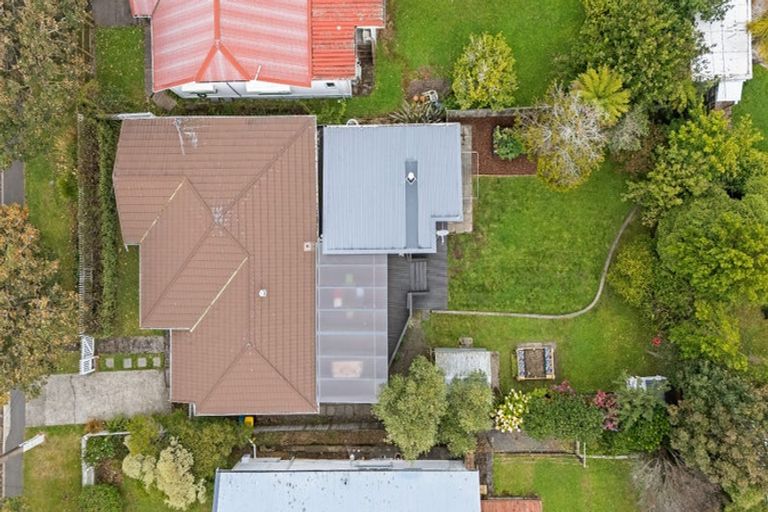 Photo of property in 21 Chamberlain Road, Karori, Wellington, 6012