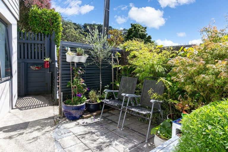 Photo of property in 64 Duncan Terrace, Kilbirnie, Wellington, 6022