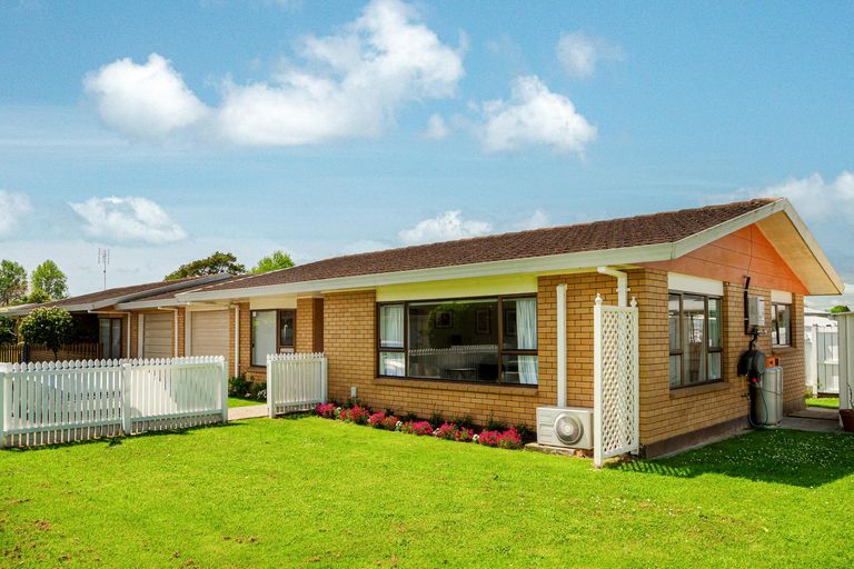 Photo of property in 8 Conrad Place, Leamington, Cambridge, 3432