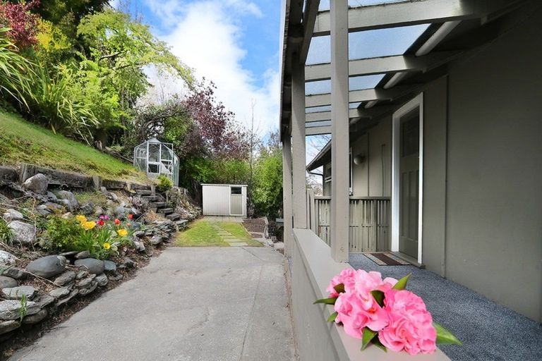 Photo of property in 37 Berkshire Street, Arrowtown, 9302