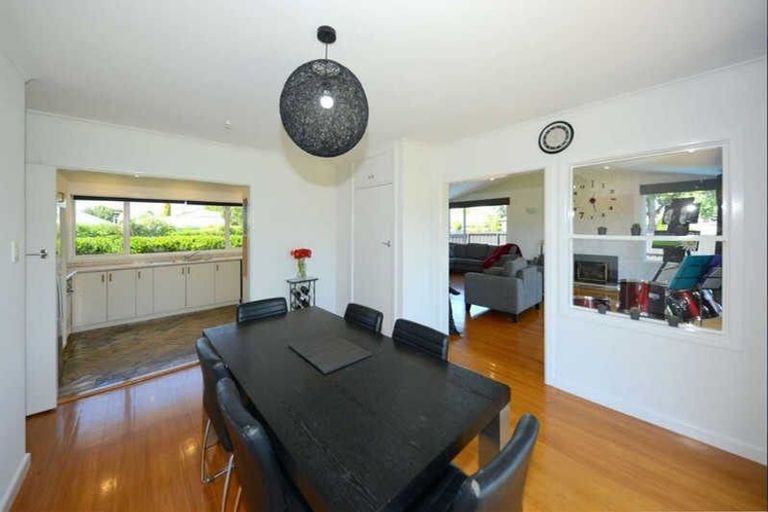 Photo of property in 1 Yardley Street, Avonhead, Christchurch, 8042