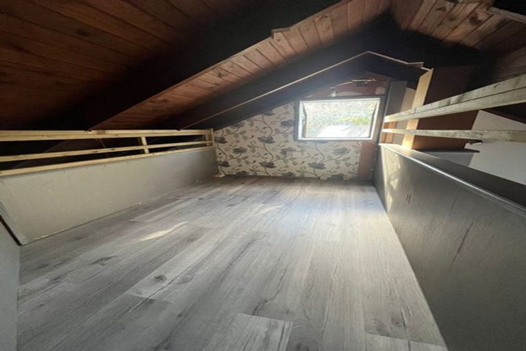 Photo of property in 313 Don Buck Road, Massey, Auckland, 0614