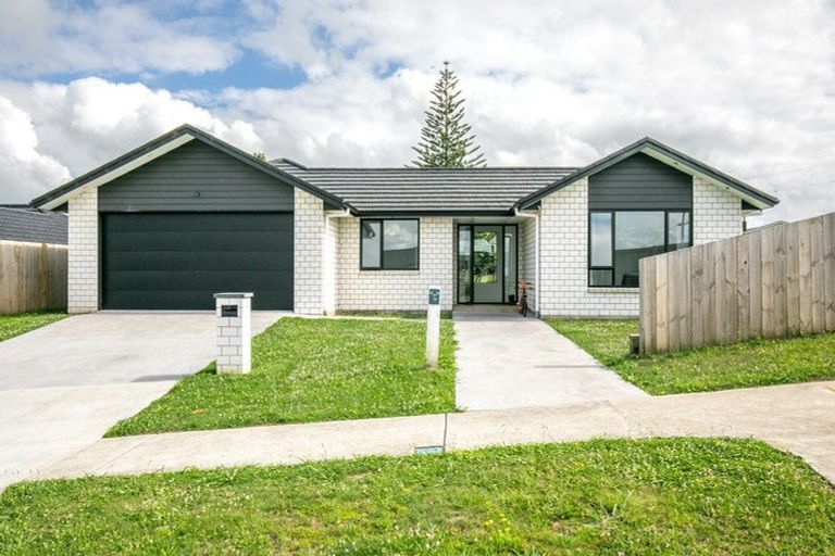 Photo of property in 79 Murray Ward Drive, Te Kauwhata, 3710
