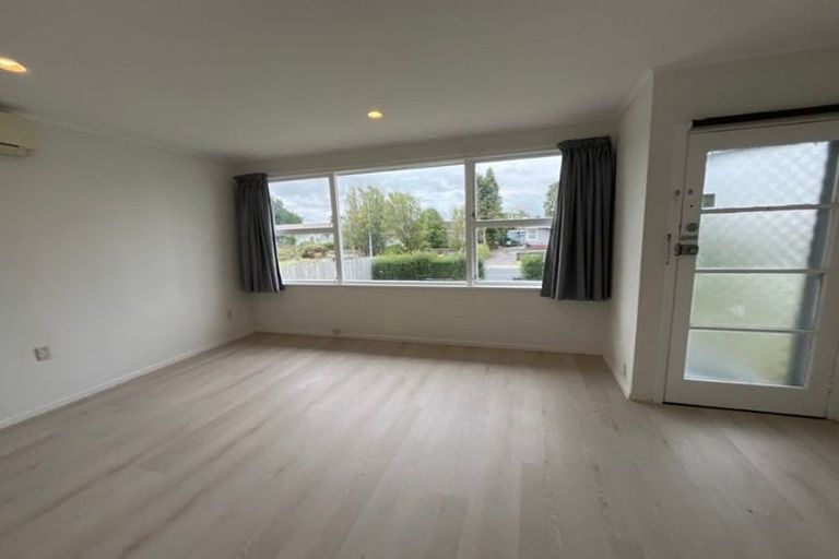 Photo of property in 55 Tatariki Street, Rosehill, Papakura, 2113