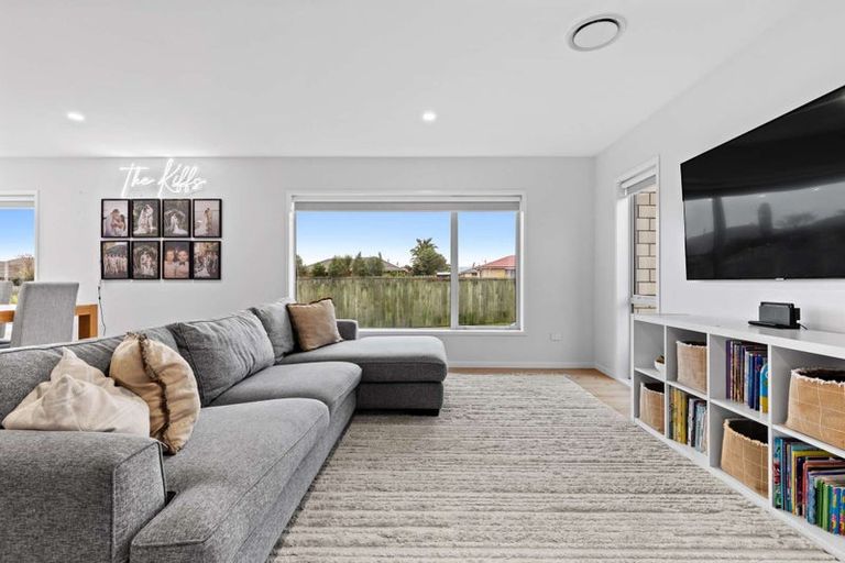 Photo of property in 58 Whatumairangi Way, Owhata, Rotorua, 3010