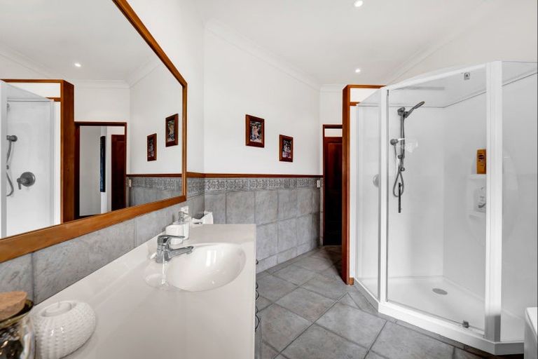 Photo of property in 211 Tawhiti Road, Hawera, 4672