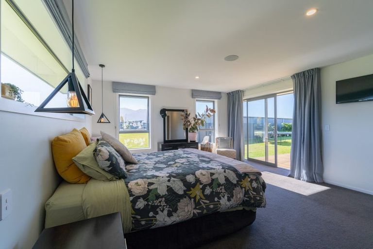 Photo of property in 11 Breaksea Street, Te Anau, 9600