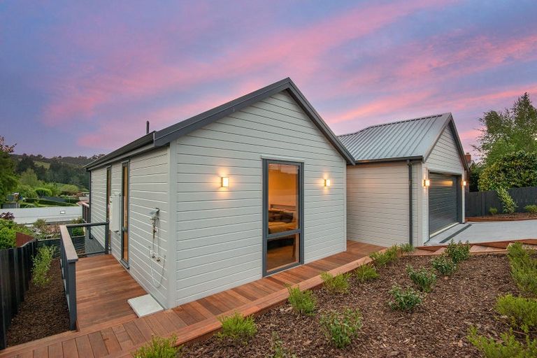 Photo of property in 2a Kennedy Road, Fairfield, Dunedin, 9018