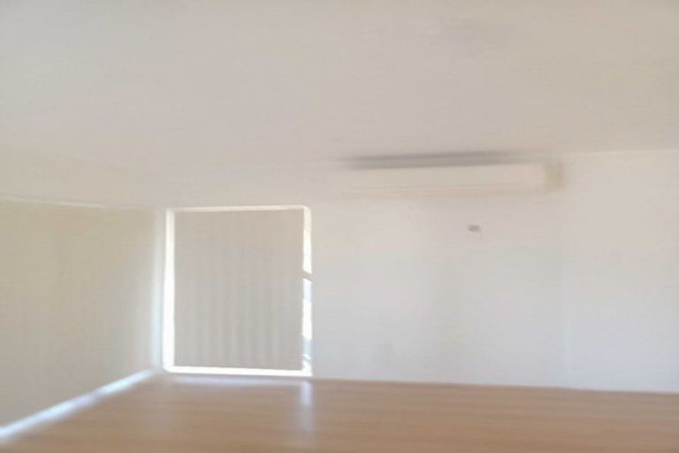 Photo of property in 66 Sunlands Drive, Manurewa, Auckland, 2102