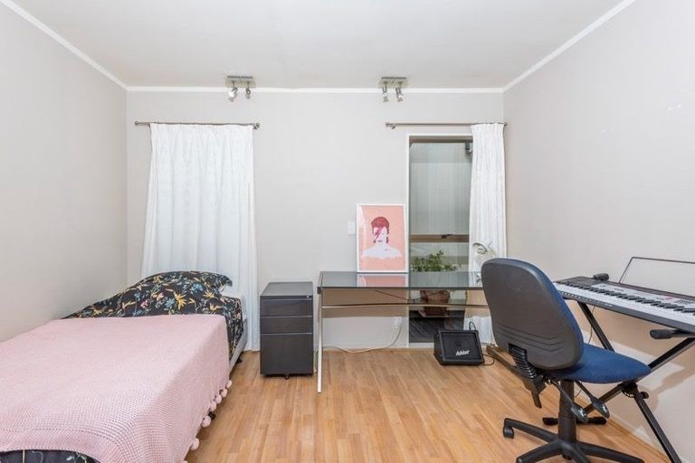 Photo of property in 3 Mulberry Place, Glenfield, Auckland, 0629