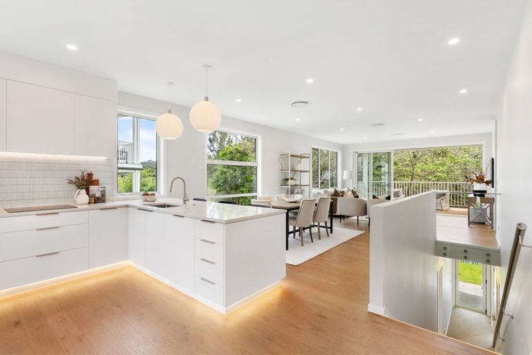 Photo of property in 196 Landmark Terrace, Orewa, 0931