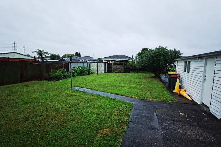 Photo of property in 4 Marybeth Place, Rosehill, Papakura, 2113