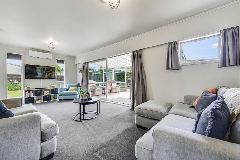 Photo of property in 6 Kohekohe Place, Pukete, Hamilton, 3200