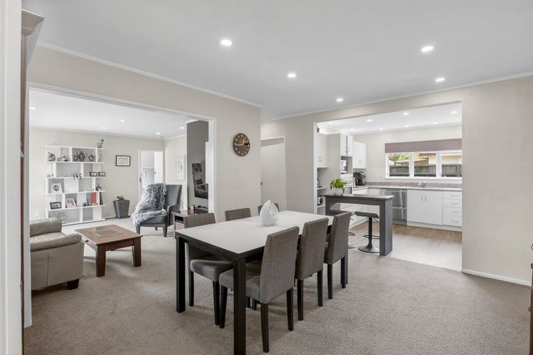 Photo of property in 57 Donovan Road, Paraparaumu Beach, Paraparaumu, 5032