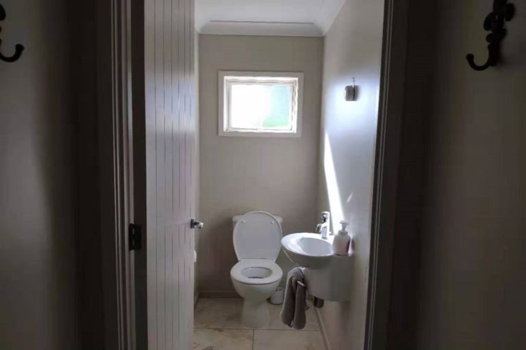 Photo of property in 42 Rame Road, Greenhithe, Auckland, 0632