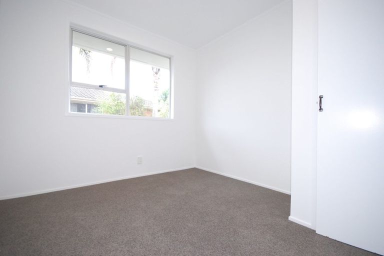 Photo of property in 14 Damson Place, Bucklands Beach, Auckland, 2012