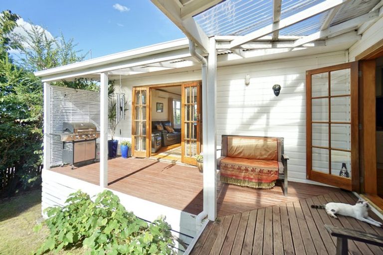 Photo of property in 12 Cameron Road, Te Puke, 3119