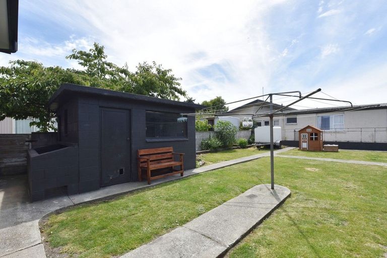 Photo of property in 174 Dalrymple Street, Strathern, Invercargill, 9812