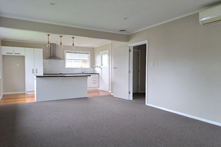 Photo of property in 51 Kashmir Avenue, Clouston Park, Upper Hutt, 5018