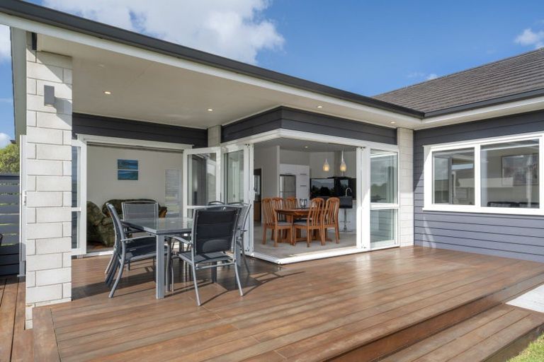 Photo of property in 5 Holyoake Terrace, Omokoroa, 3114