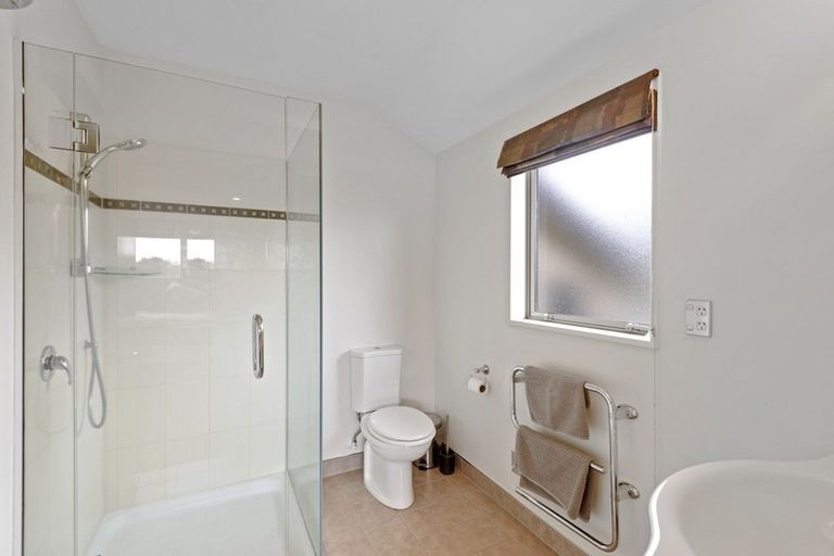 Photo of property in 303 Centaurus Road, Hillsborough, Christchurch, 8022