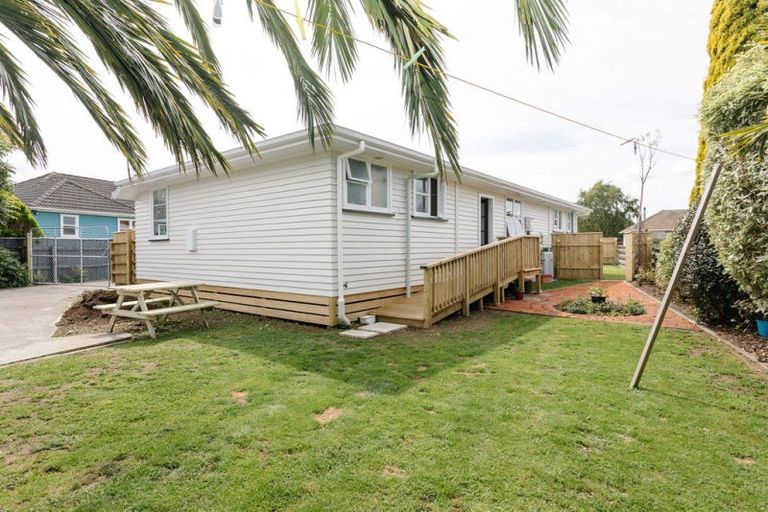 Photo of property in 17 Victor Street, Dannevirke, 4930